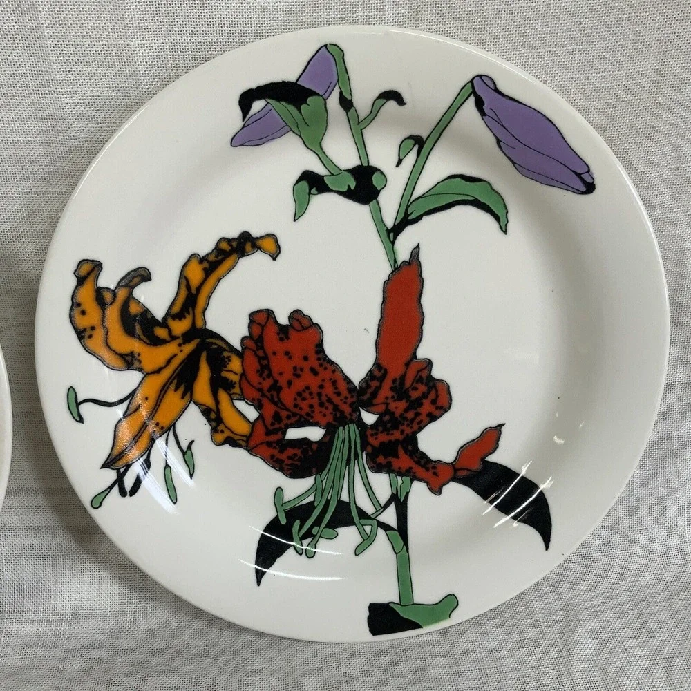 Pair Mikasa‎ Uptrend Tiger Lilies 10 3/4